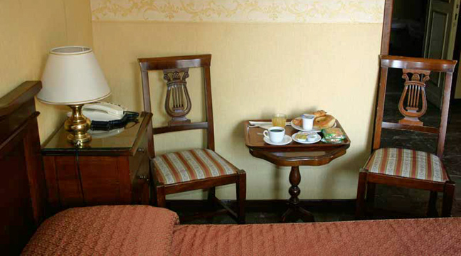 Hotel D`Este - Guest Room